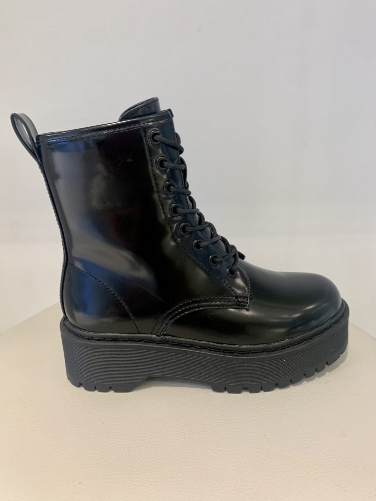 MILITAR BRILLO NEGRA