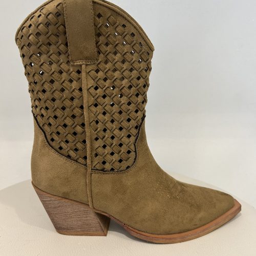 BOTIN COWBOY ARENA