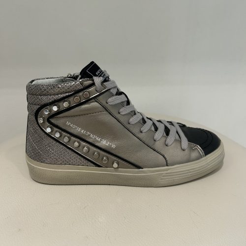 BOTIN GRIS CON TACHAS